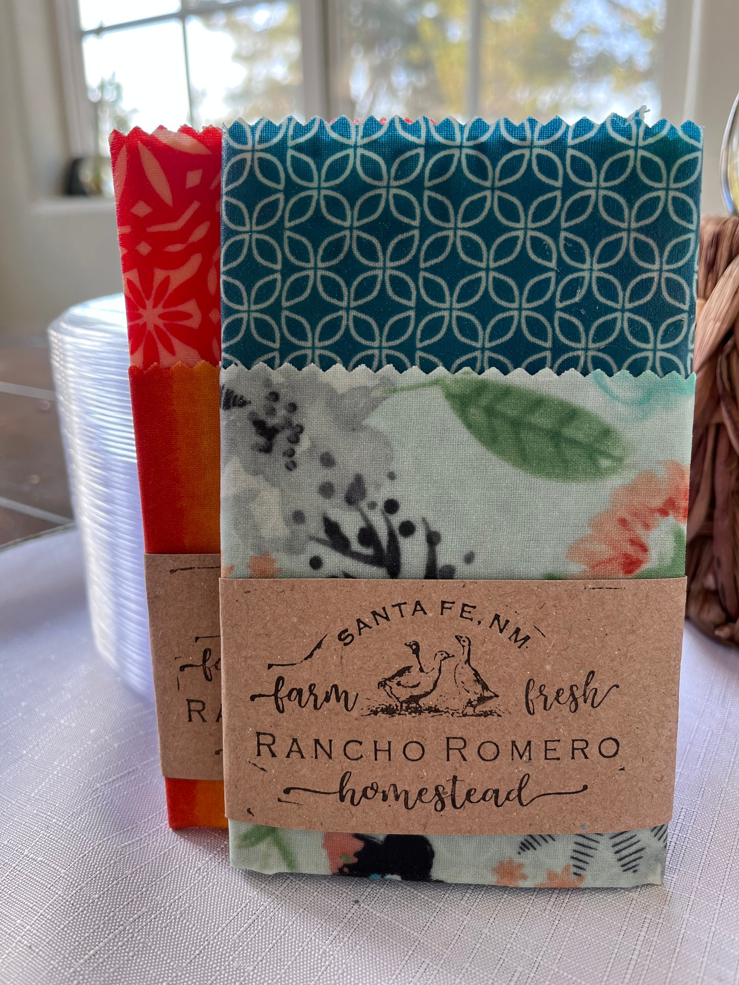 Reusable Handmade Beeswax Wraps for Food Preservation